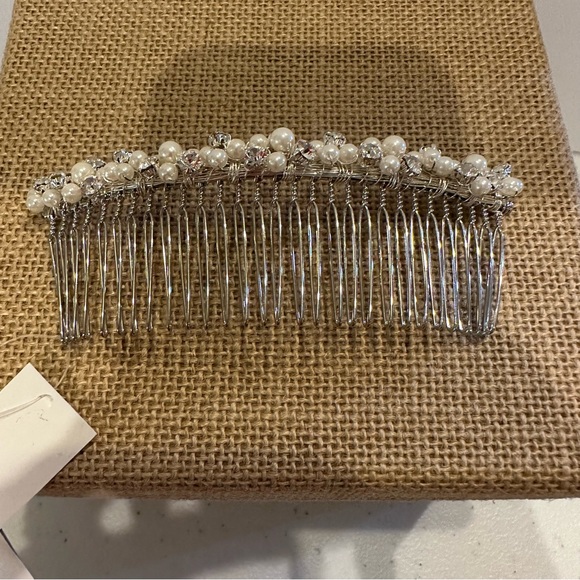 New with Tag Bridal Hair Comb, silver with faux pearls and clear rhinestones - Picture 8 of 11